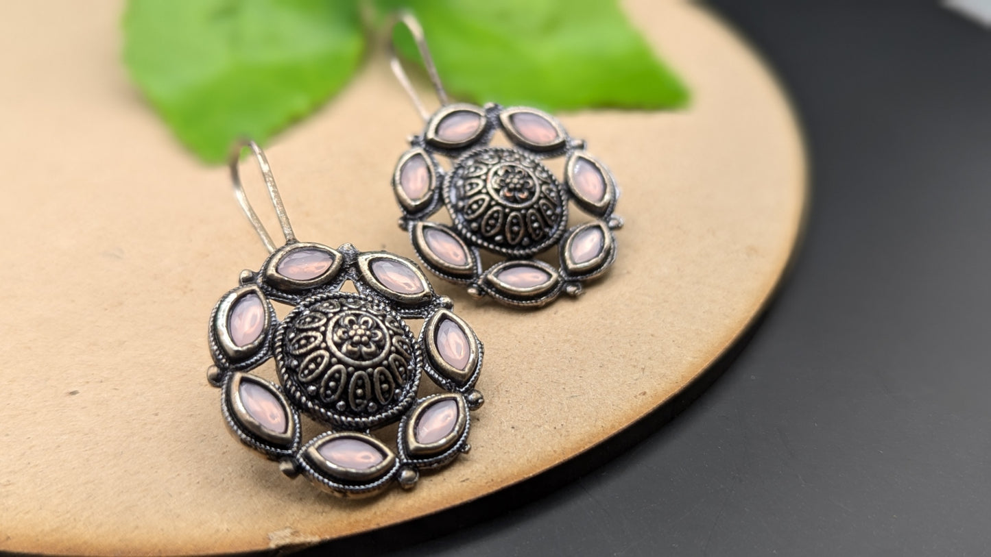 Silver Oxidized Kundan Hook Earrings