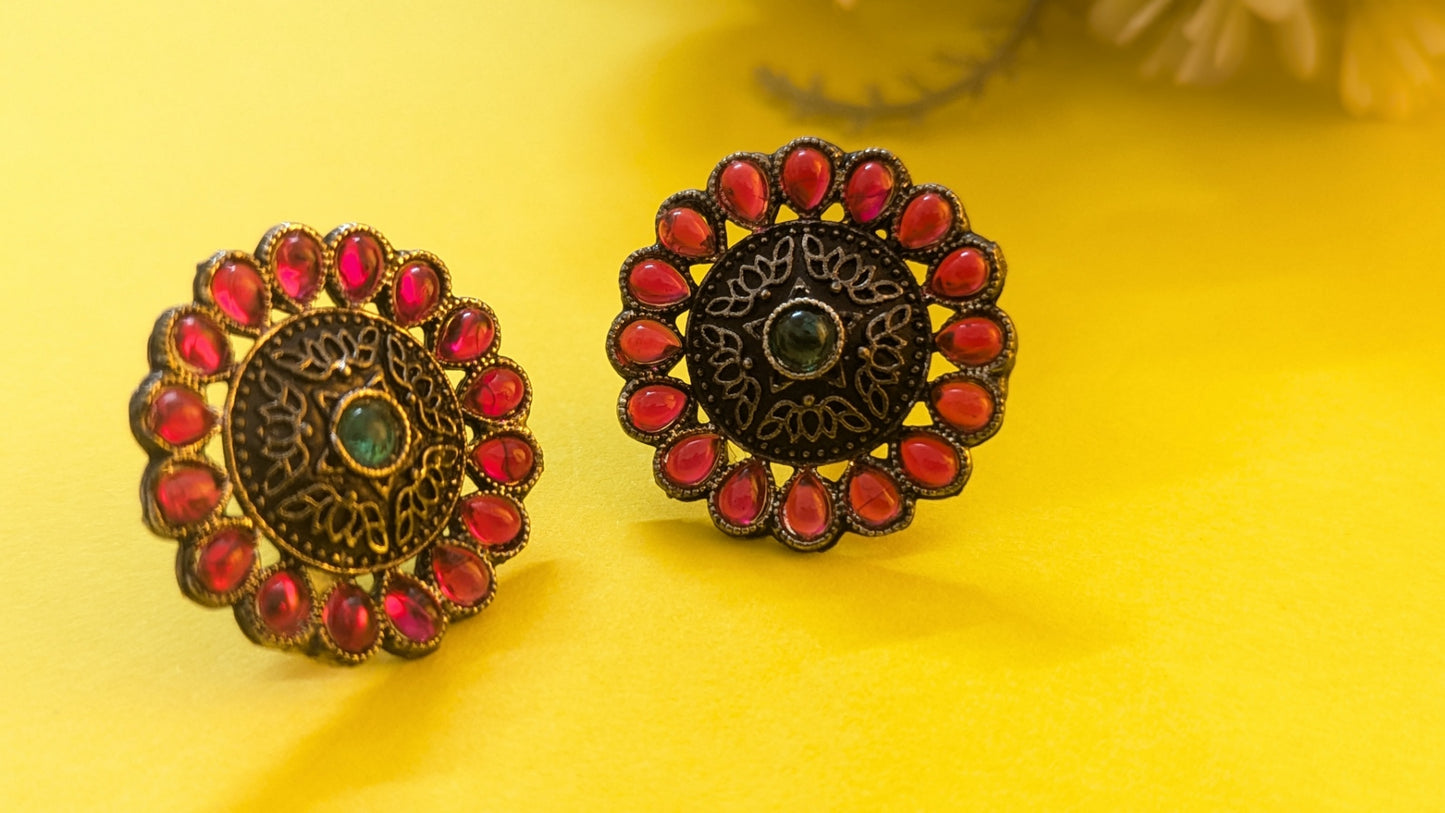 Red Kundan Stone Studded Flower Shape Silver Oxidized Stud Earring