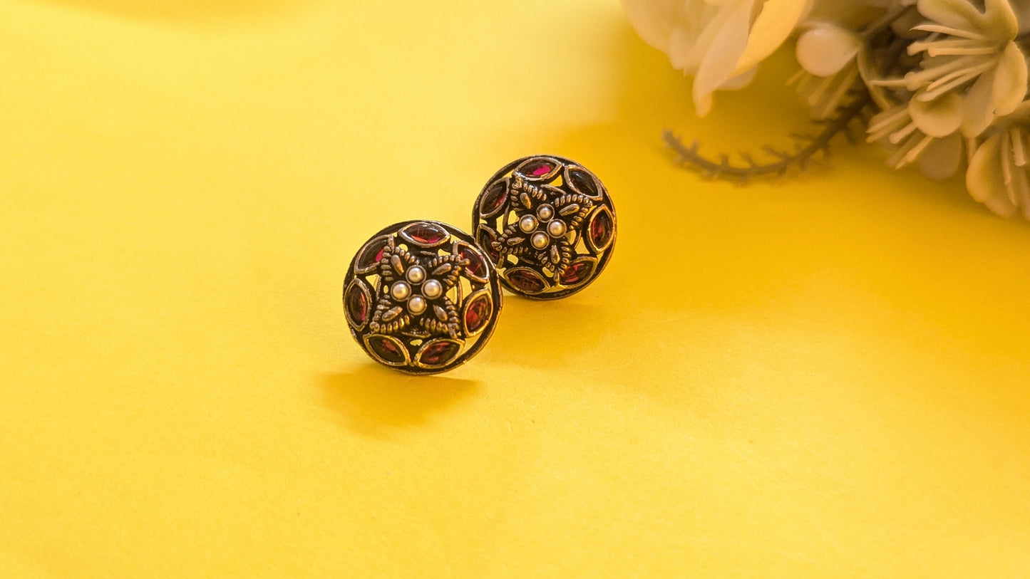 Pink Kundan Stone Studded Round Silver Oxidized Stud Earring