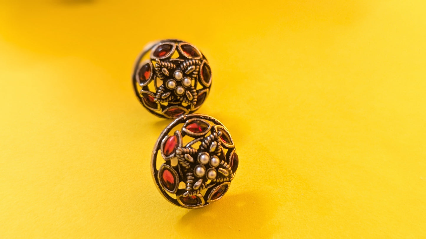 Red Kundan Stones Studded Silver Oxidized Stud Earring