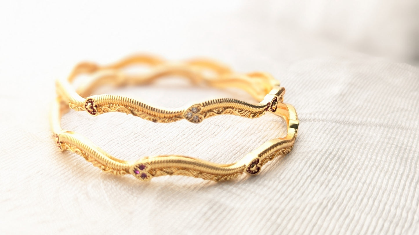 Set Of 2 Traditional Gold Plated Wavy Bangles