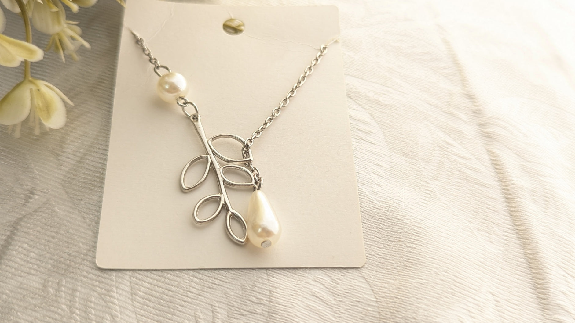 Silver Plated Leaf Shaped Pearl Studded Pendant Chain Necklace